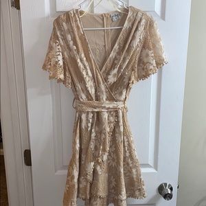 Flowered lace dress